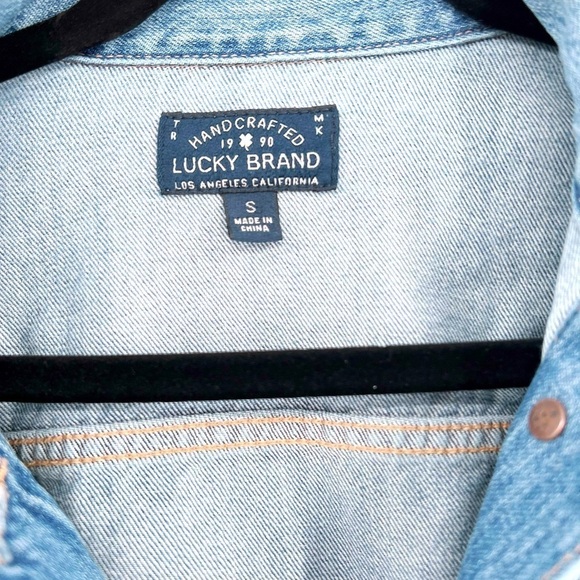 Lucky Brand
Tomboy Trucker Denim Jacket size S - Picture 5 of 13